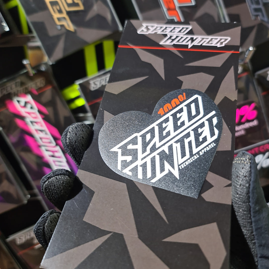 SPEED HUNTER - HEART AWESOME STICKER