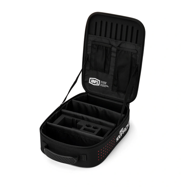 ESSENTIAL CASE RACER