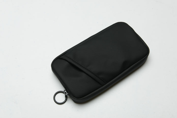 RAINPROOF ESSENTIAL CASE BLACK