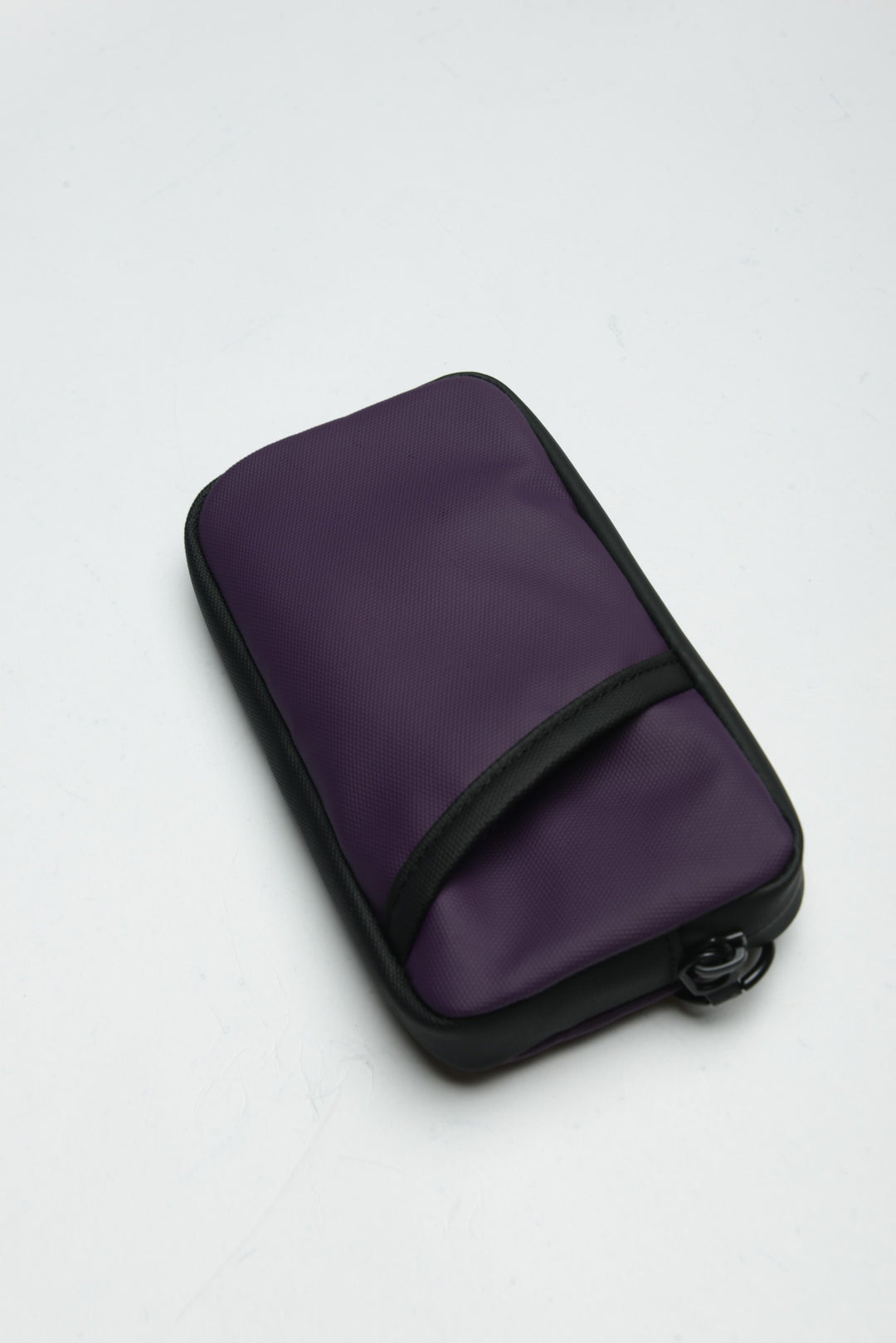RAINPROOF ESSENTIAL CASE DEEP PURPLE