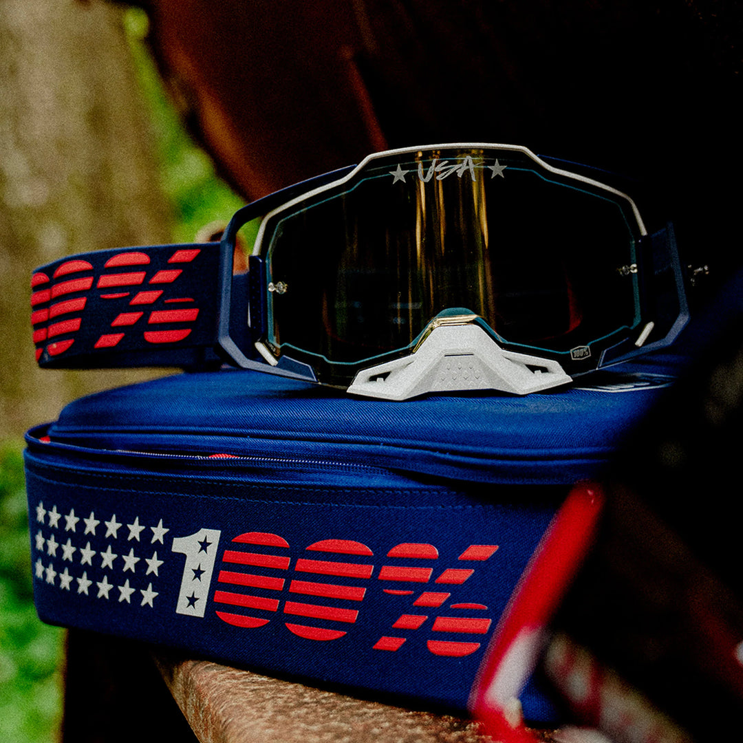 DUAL ARMEGA® Patriot Pro Pack White/Navy True Gold Mirror Lens w/ Free Goggle Case