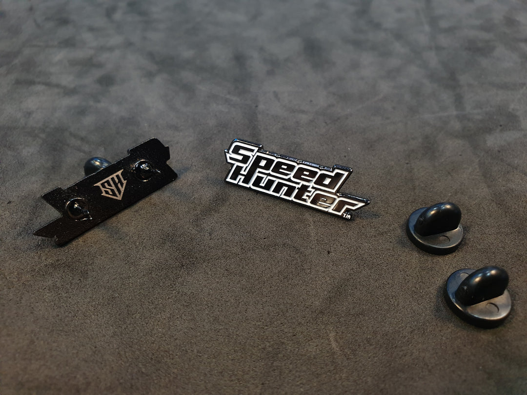 LOGO ENAMEL PIN - WHITE WITH STICKER