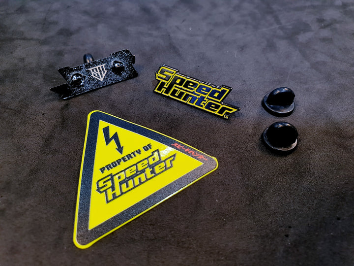 LOGO ENAMEL PIN - NEON YELLOW WITH STICKER