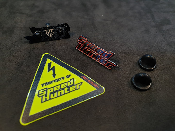 LOGO ENAMEL PIN - RED WITH STICKER