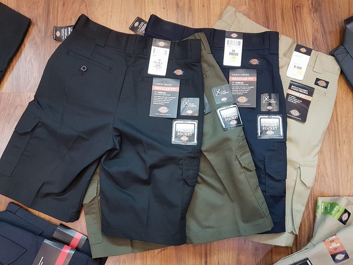 DICKIES 556 11 INCH REGULAR FIT CARGO SHORT - BLACK - Speed Hunter SG