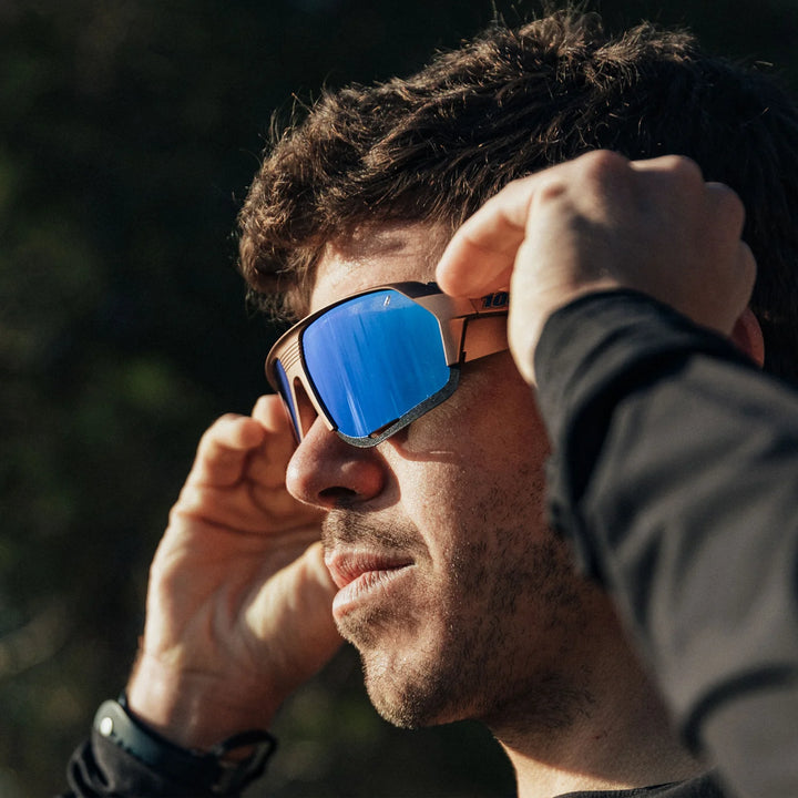 NORVIK  Soft Tact Crystal Black - HiPER Crimson Silver Mirror Lens